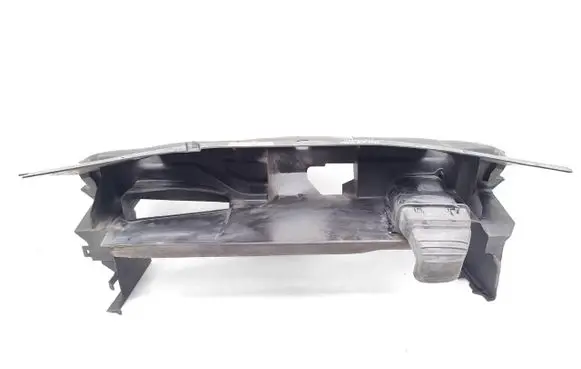Mercedes-Benz B W245 Intercooler air channel guide 