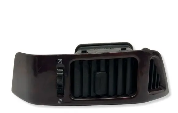 Mitsubishi Pajero Dashboard side air vent grill/cover trim MR402450