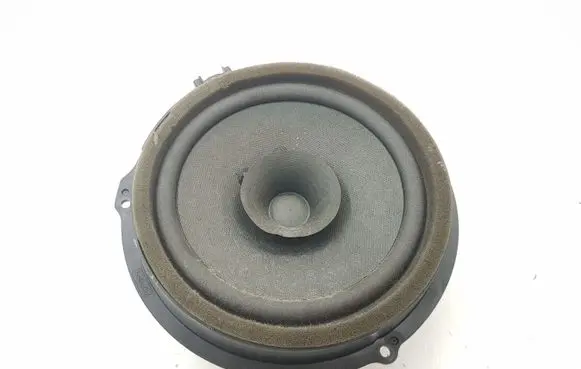 Ford C-MAX II Rear door speaker 8A6T18808CC 451997