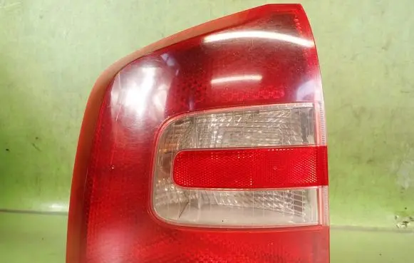 Skoda Octavia Mk2 (1Z) Rear/tail lights 1Z9945095