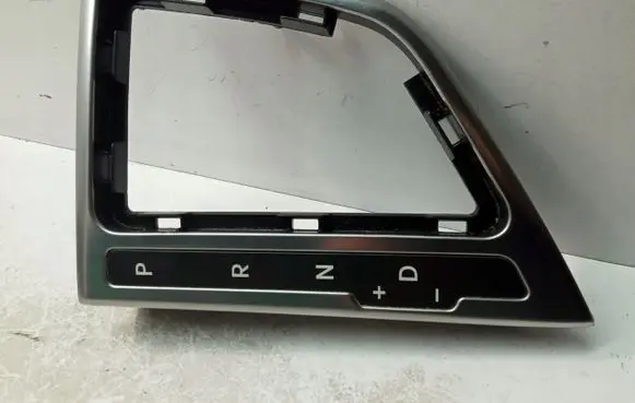 KIA Optima Gear shifter surround trim plastic 846502T251