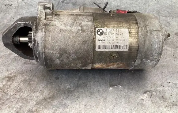 BMW 5 E39 Starter motor 2247391 E5570NAI03