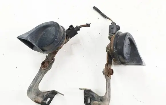 Volkswagen Amarok Horn signal
