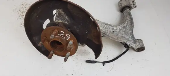 Opel Insignia A Front wheel hub spindle knuckle