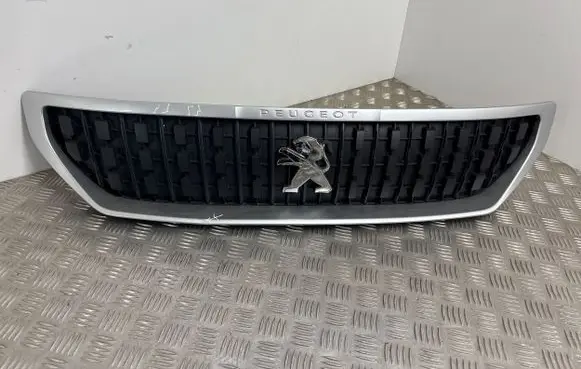 Peugeot Expert Front grill 981171047