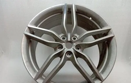 Ferrari FF R20 alloy rim