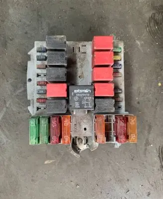 Fiat Ducato Fuse module 1332043080
