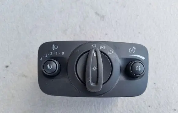 Ford Ecosport Light switch C1BT13A024CB