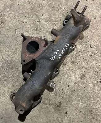 Nissan Terrano Exhaust manifold