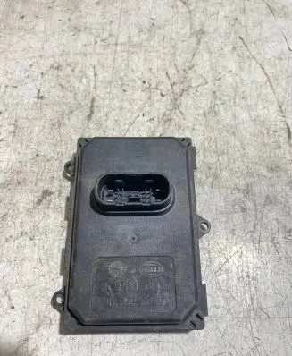 Volkswagen Touareg II Headlight ballast module Xenon 8U0941329