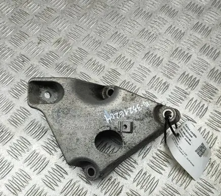 BMW X1 E84 Engine mounting bracket 6777061