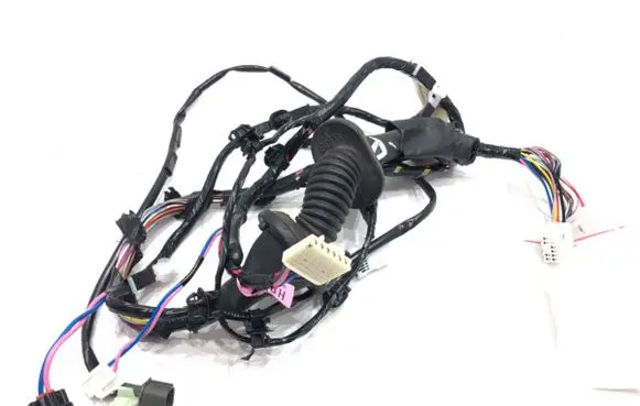 Mitsubishi Outlander Front door wiring loom 