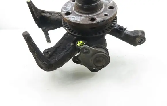 Volkswagen Golf IV Front wheel hub spindle knuckle 