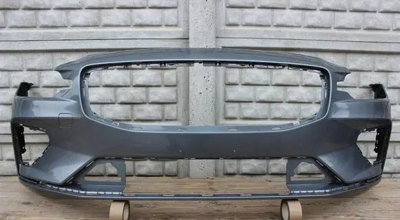 Volvo V60 Front bumper 31690530