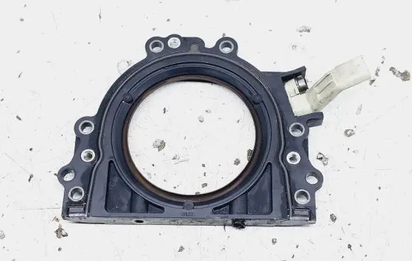 Volkswagen Golf VII Crankshaft position sensor 04C103173H