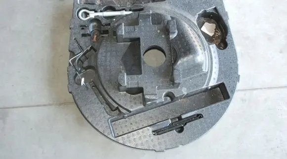 Citroen DS4 Towing hook eye 