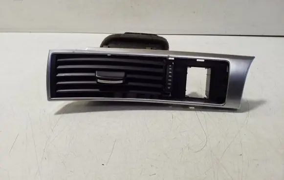 Audi A6 S6 C6 4F Dashboard side air vent grill/cover trim 4F1820901D