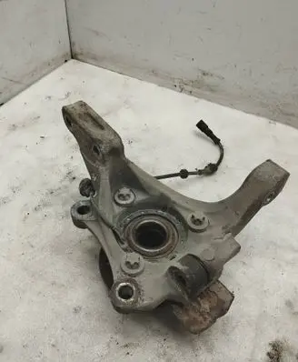 Opel Vectra C Front wheel hub spindle knuckle