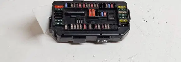 BMW 2 F22 F23 Fuse module 9337879