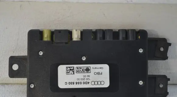 Audi A6 Allroad C5 Antenna control unit 4D0035530C 12020000