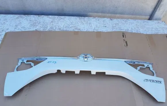 Toyota Avensis T270 Tailgate trim 7681105140