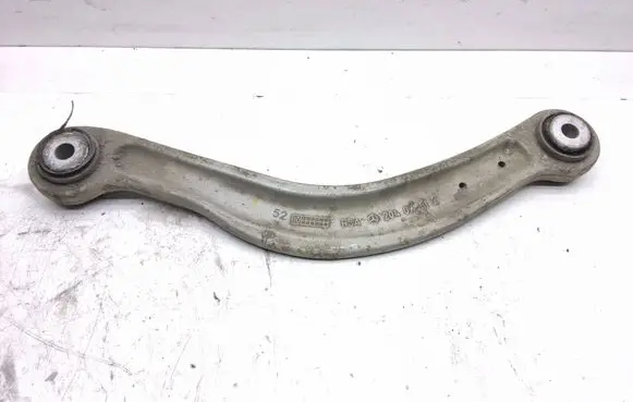 Mercedes-Benz C W204 Rear control arm 20407F12