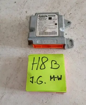 Renault Scenic I Airbag control unit/module 8200117652B