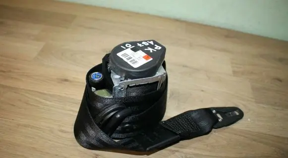 Audi A4 S4 B7 8E 8H Front seatbelt 8E0857705J
