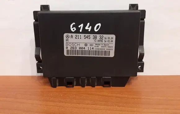 Mercedes-Benz E W211 Parking PDC control unit/module 6140 A2115453832