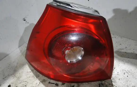 Volkswagen Golf V Rear/tail lights 1K6945095N