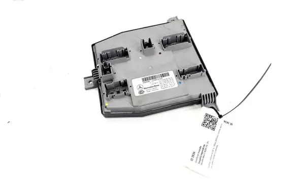 Mercedes-Benz C W205 Comfort/convenience module A2059008543 A2059019519 A1679024703