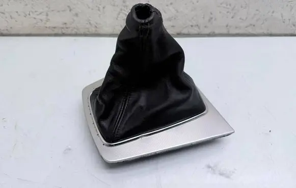Audi A4 S4 B7 8E 8H Gear shifter surround trim plastic 8E0864261