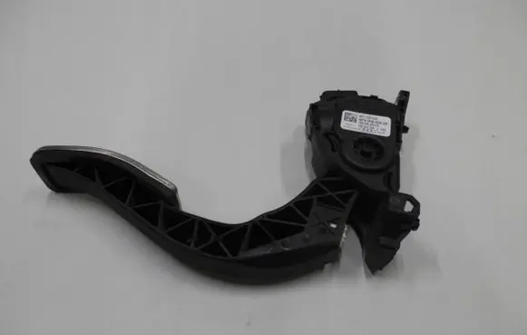 Audi A8 S8 D4 4H Accelerator throttle pedal 4H1723523