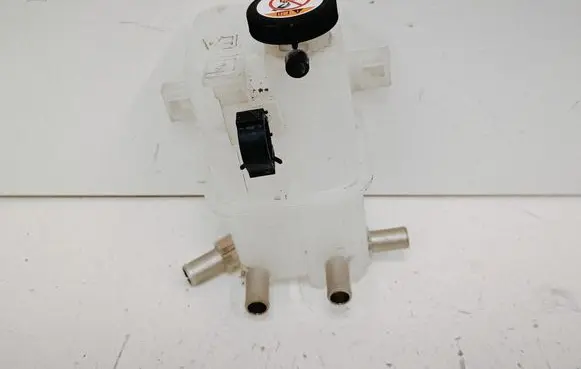 Coolant expansion tank/reservoir