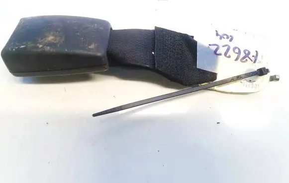 Mazda 3 II Rear seatbelt buckle bbn9l