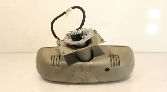 Rear view mirror (interior)
