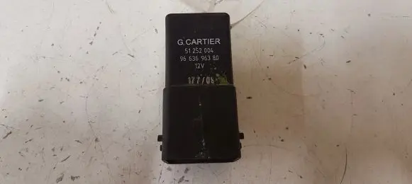 Citroen C4 I Glow plug pre-heat relay 51252002 9640469680