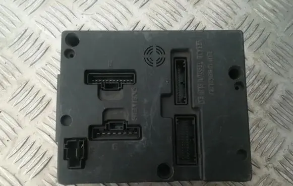 Renault Scenic I Comfort/convenience module 8200029342a s108502610c