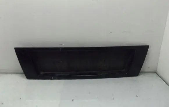 Seat Alhambra (Mk1) Tailgate trim