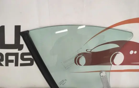 Peugeot 207 CC Rear side window 9680223280