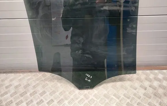 Mercedes-Benz GL X166 Rear door window glass 43R009545