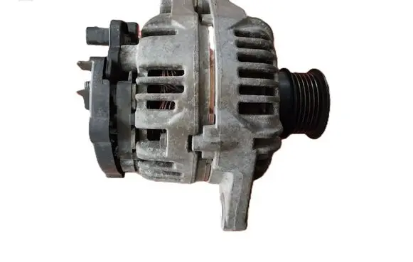 Opel Zafira B Generator/alternator 6204278 93191921