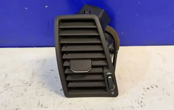Volvo XC90 Dashboard air vent grill cover trim 3409398