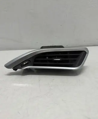 Peugeot 208 I Dashboard side air vent grill/cover trim 9673131677