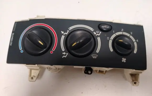 Renault Megane I Climate control unit 655738N A52CHHG 100839
