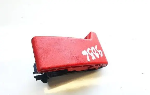 Engine bonnet (hood) release handle