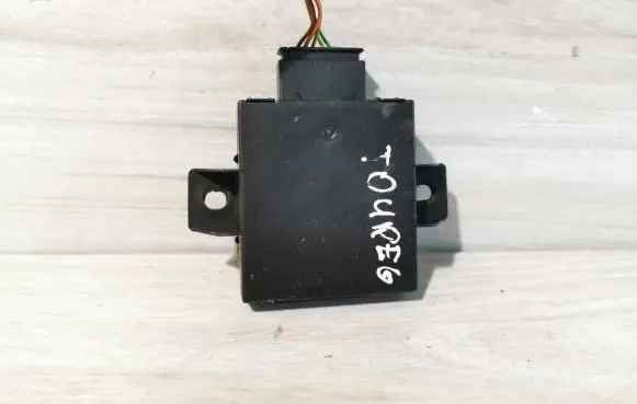 Volkswagen Touareg I Alarm control unit/module 7L0907719A 28024252 H05S0020