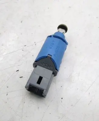 Clutch pedal sensor