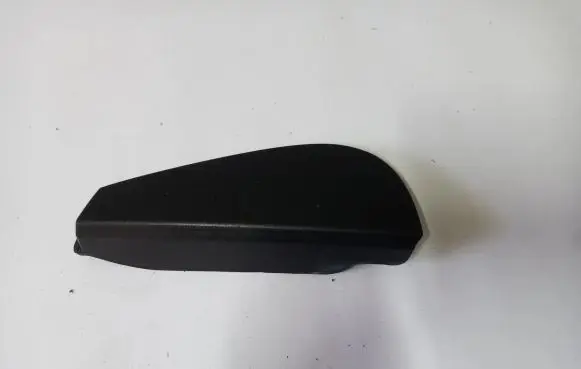 Renault Laguna III Fender end trim 833300006R