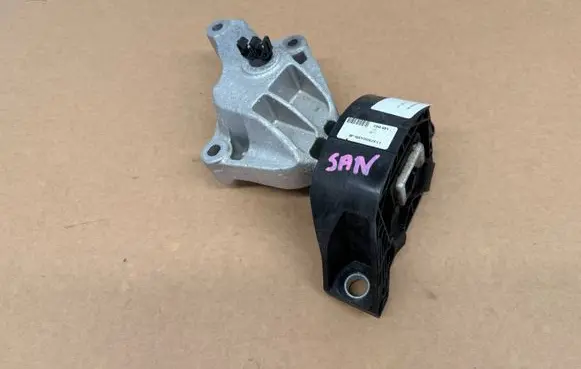 Dacia Sandero III Engine mounting bracket SAN3LAPSIL1 112329452R
